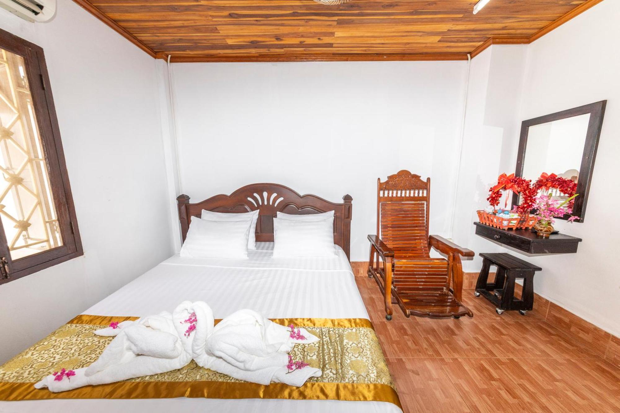 Nirasim Villa Luang Prabang Esterno foto