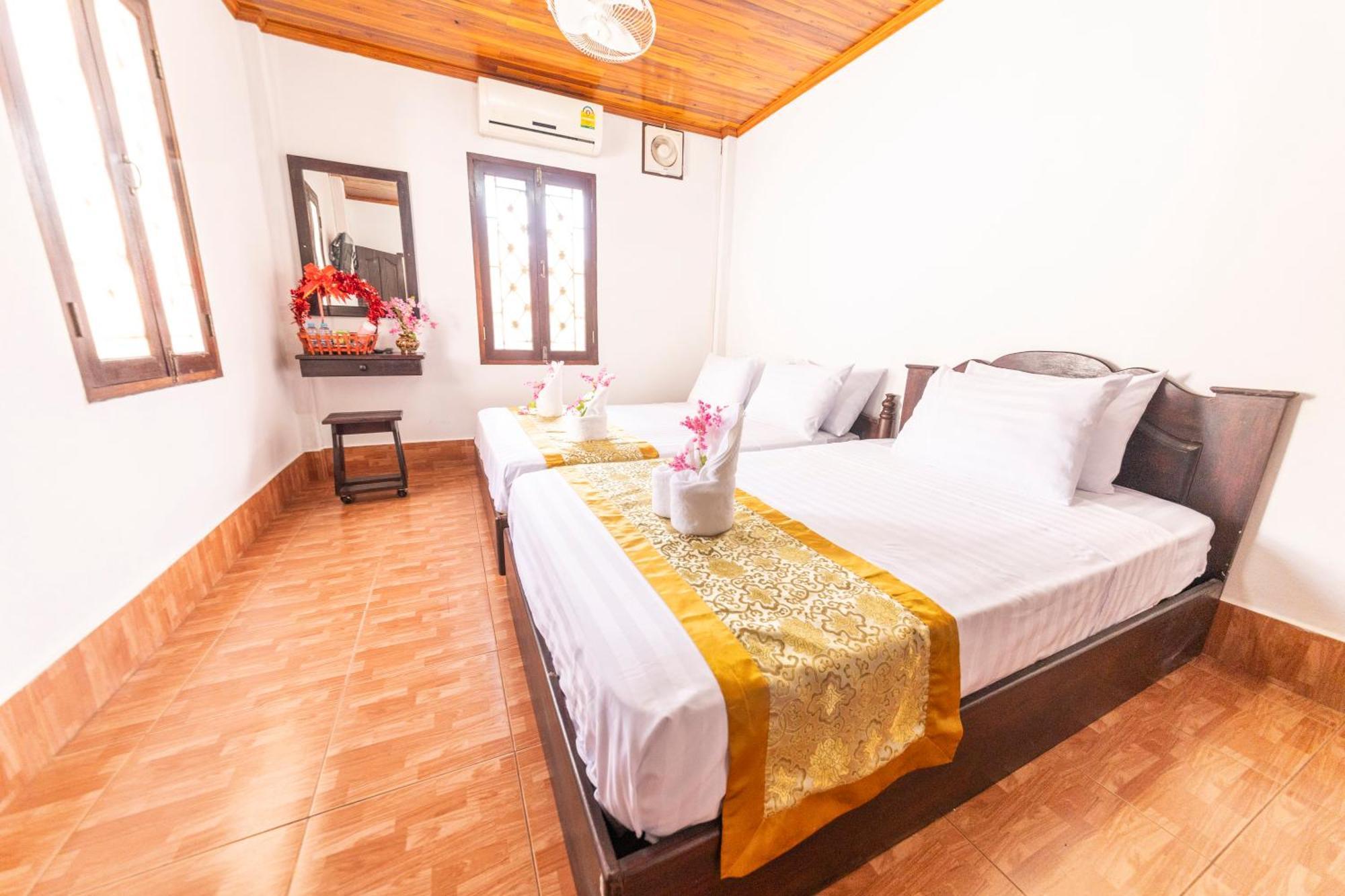 Nirasim Villa Luang Prabang Esterno foto