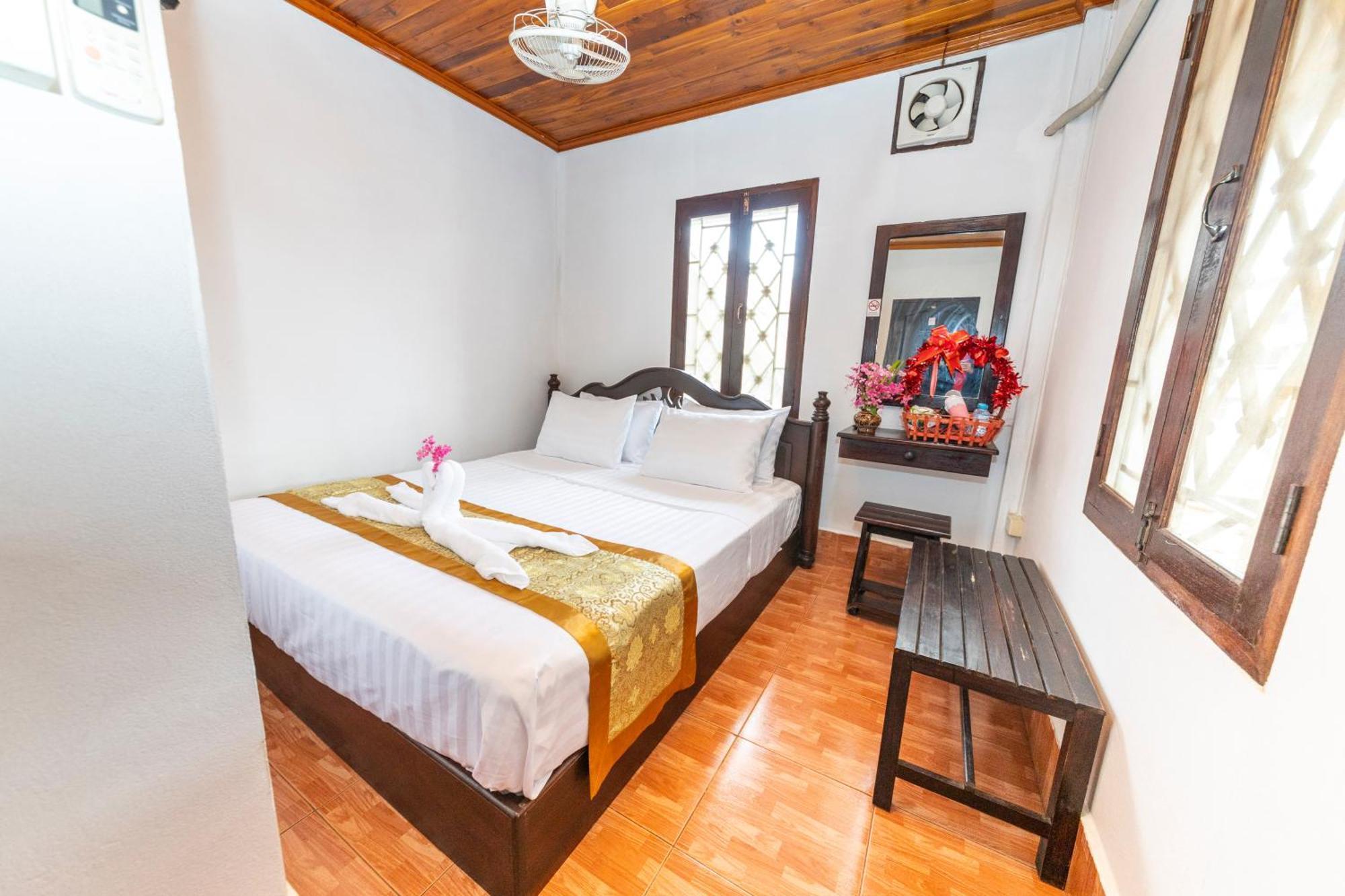 Nirasim Villa Luang Prabang Esterno foto