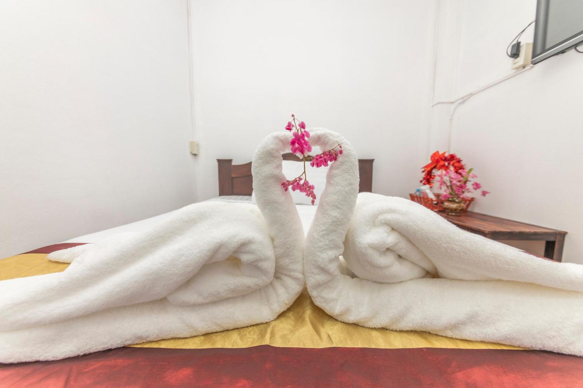 Nirasim Villa Luang Prabang Esterno foto